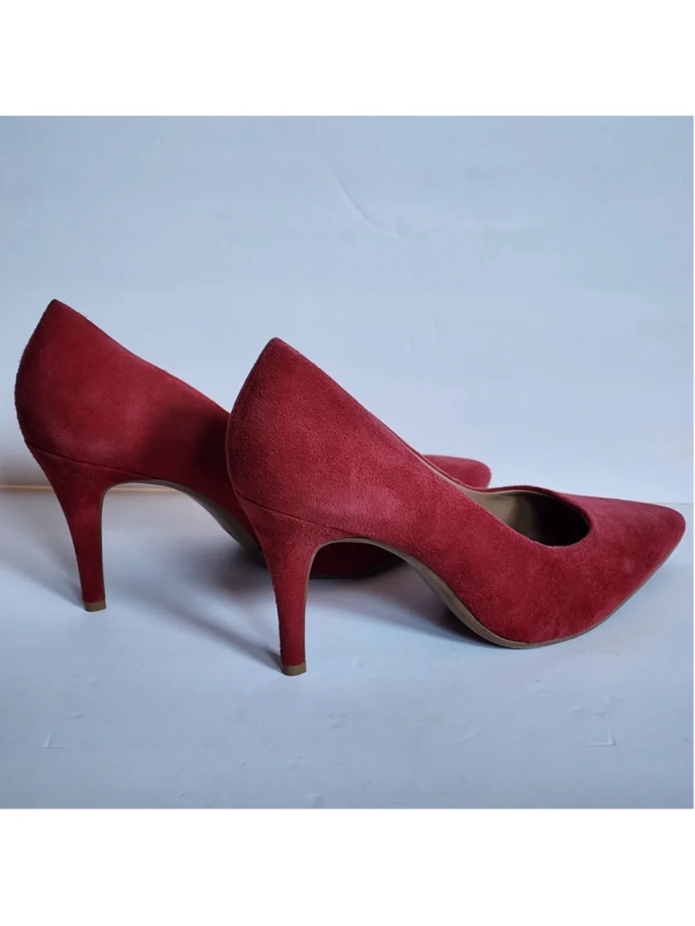 Aerosoles Red Suede Pointed Toe Stiletto High Heel Pump Women’s 7 M Deal Breaker